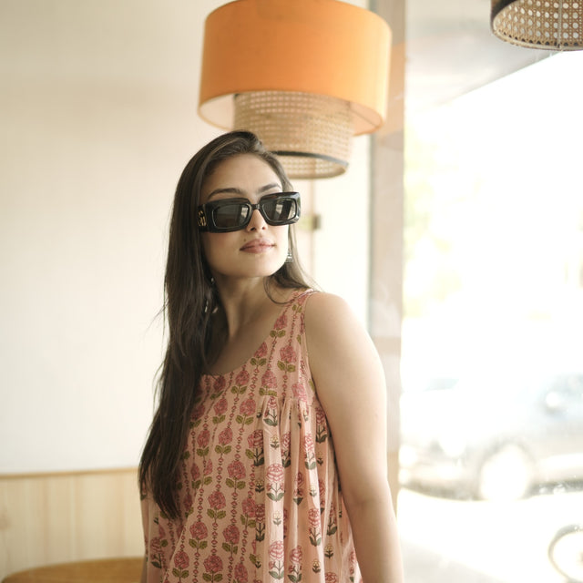 Amrit Sleeveless Peach Set