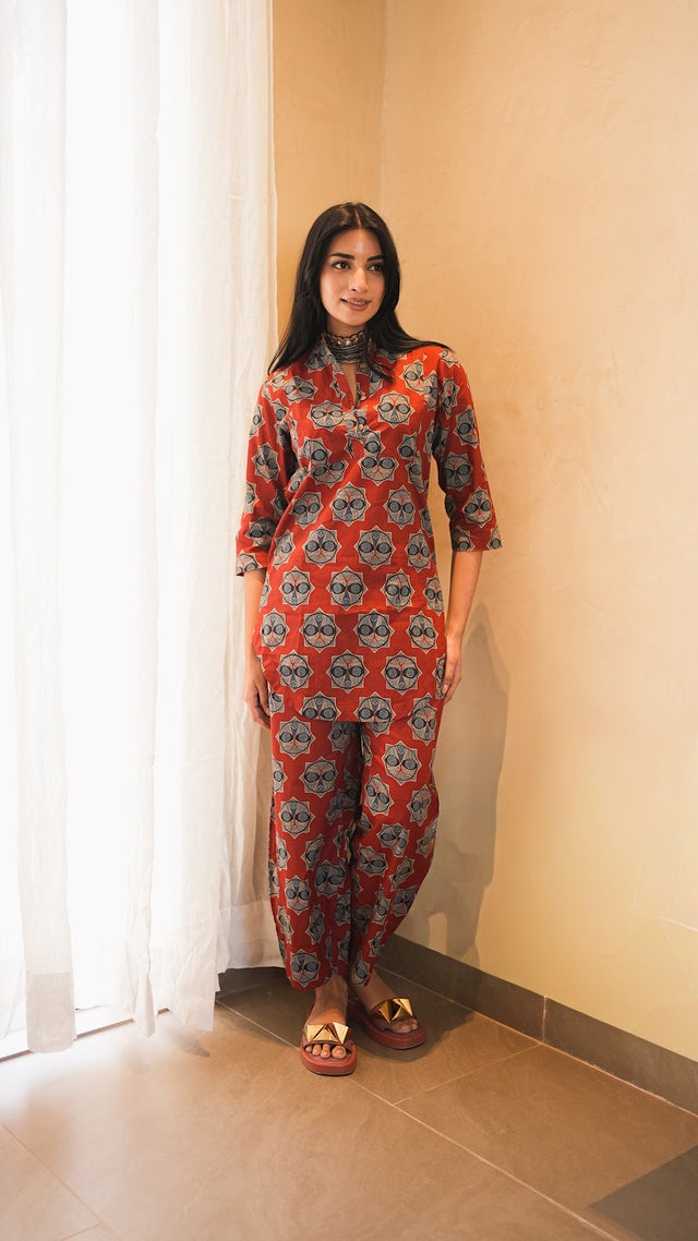 Rust Medallion Print Kurta And Dhoti Pant Set