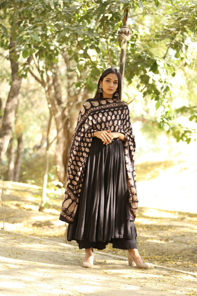 Alwari Anarkali Set