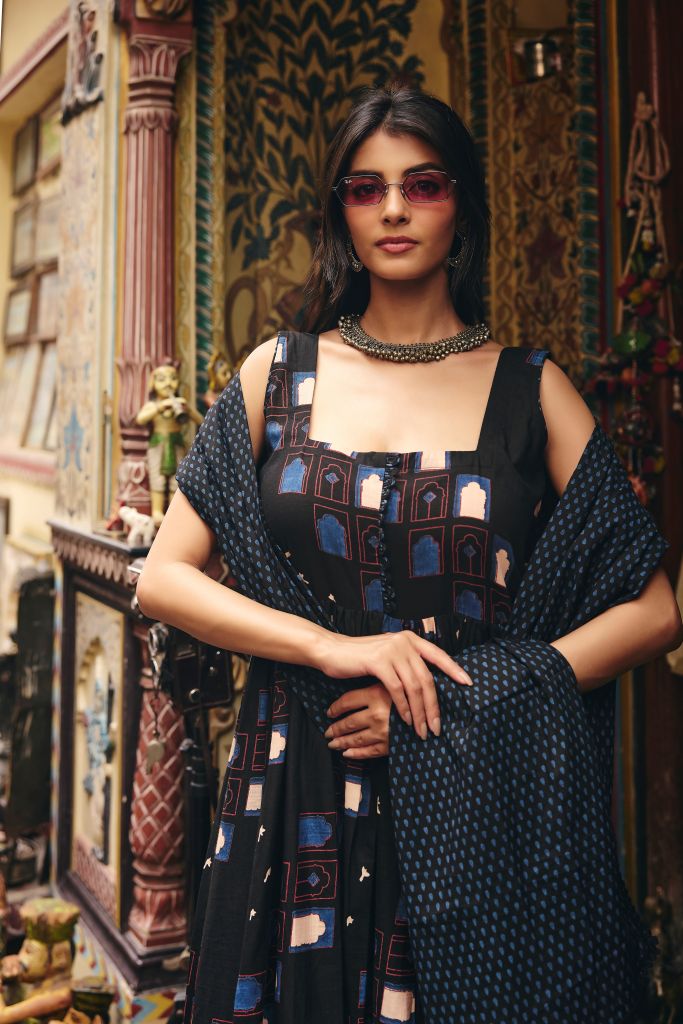 Bhumi Black  Anarkali set