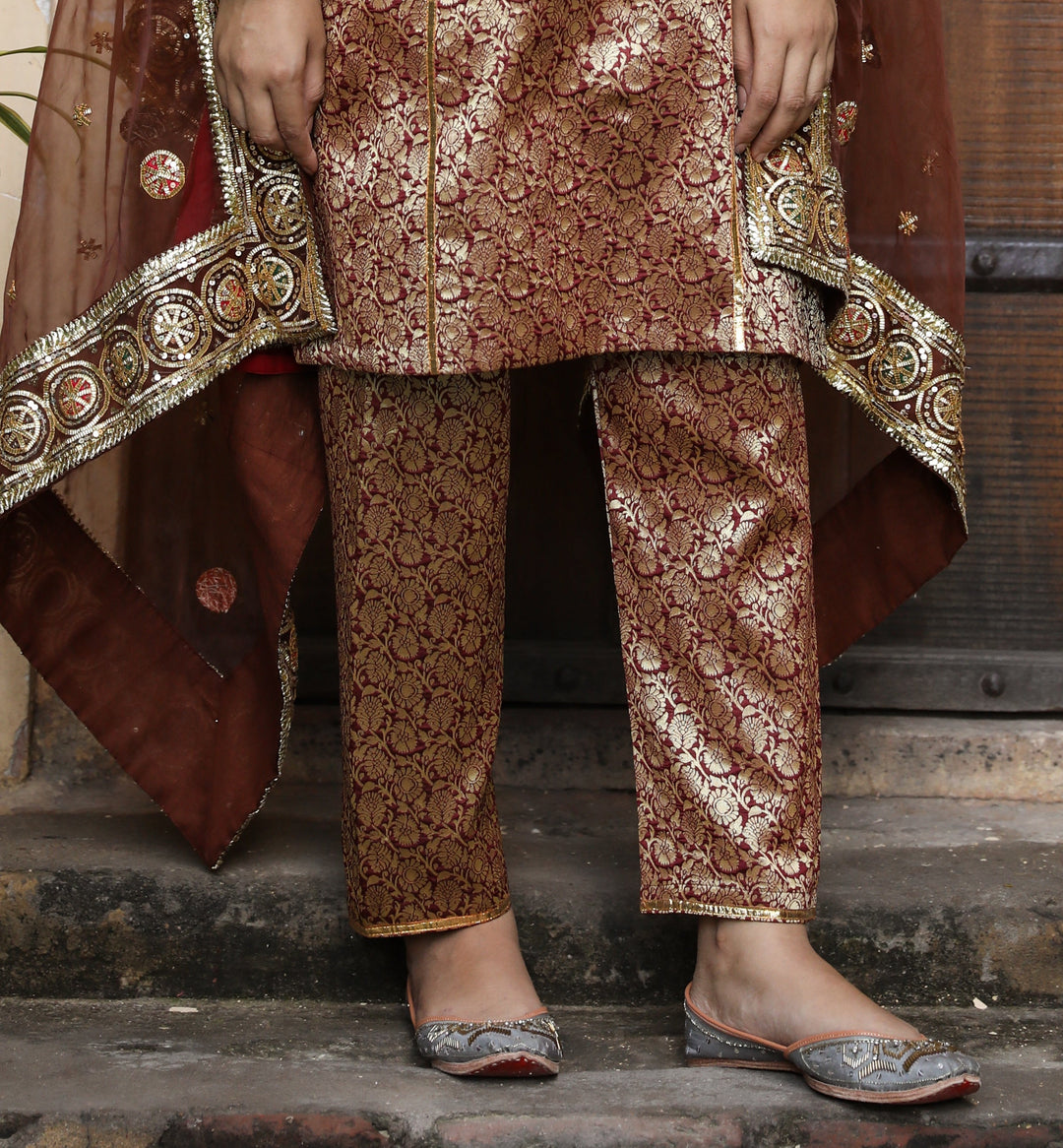 ABEER BROWN STRAIGHT KURTA SET NARROW PANTS ORGANZA DUPATTA