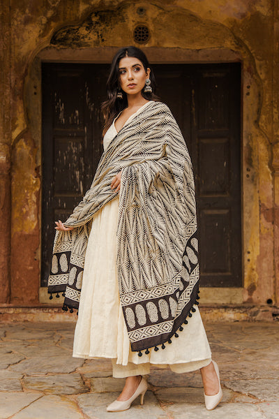 Maya Dupatta