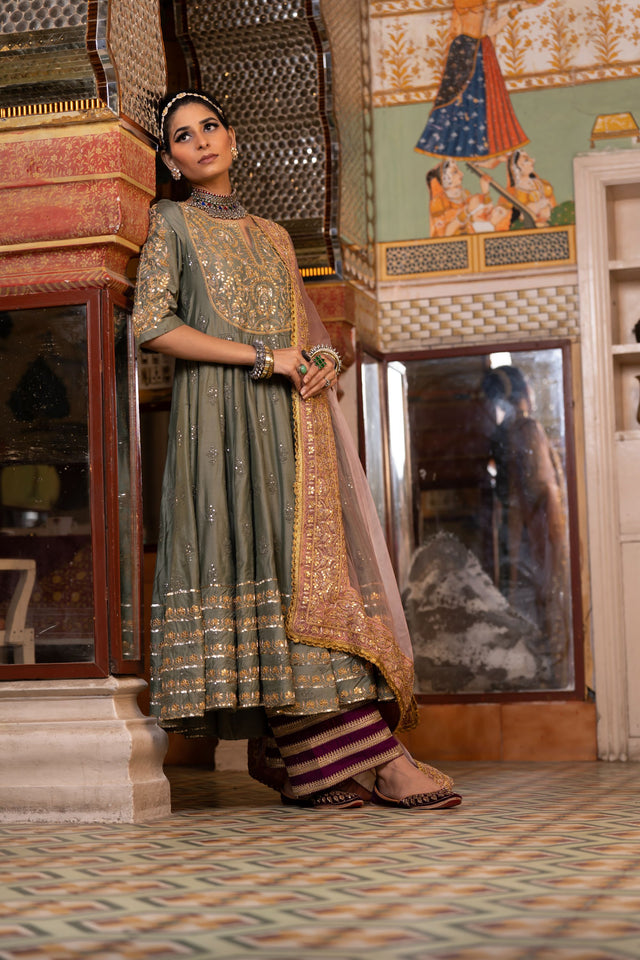 Chanderi Gota Patti And Zari Detailed Nahal Grey Anarkali Set With Organza Dupatta