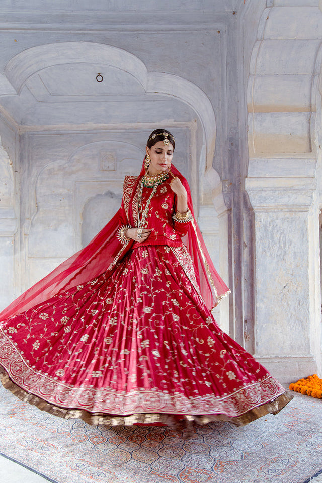Rati Jaal Lehenga Set