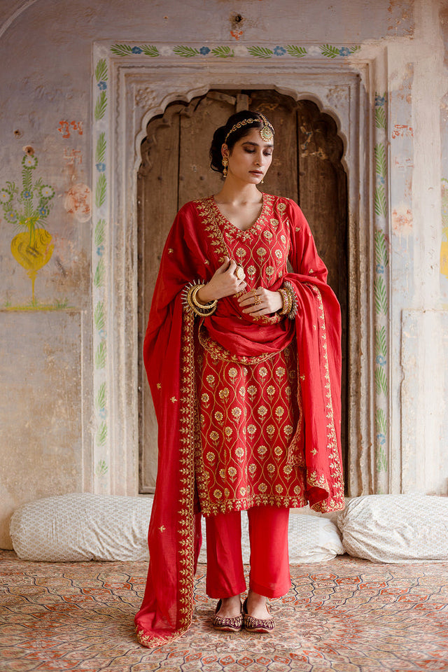 Gota And Taari Work Sweta Red Muslin Set With Dupatta