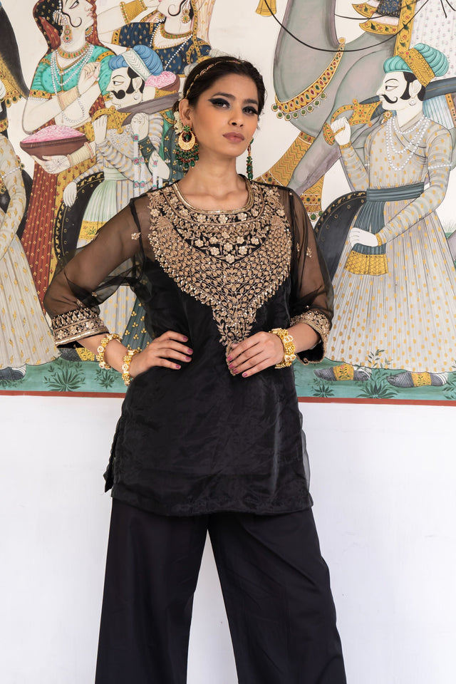 Zardozi Zifa Black Organza Kurta Set With Muslin Pant