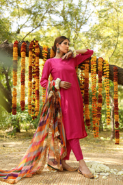 Hema Pink Silk Straight Set With Leheriya Dupatta 4