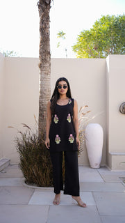 Black Sleeveless Flower Boota Cotton Co-ord Set 2
