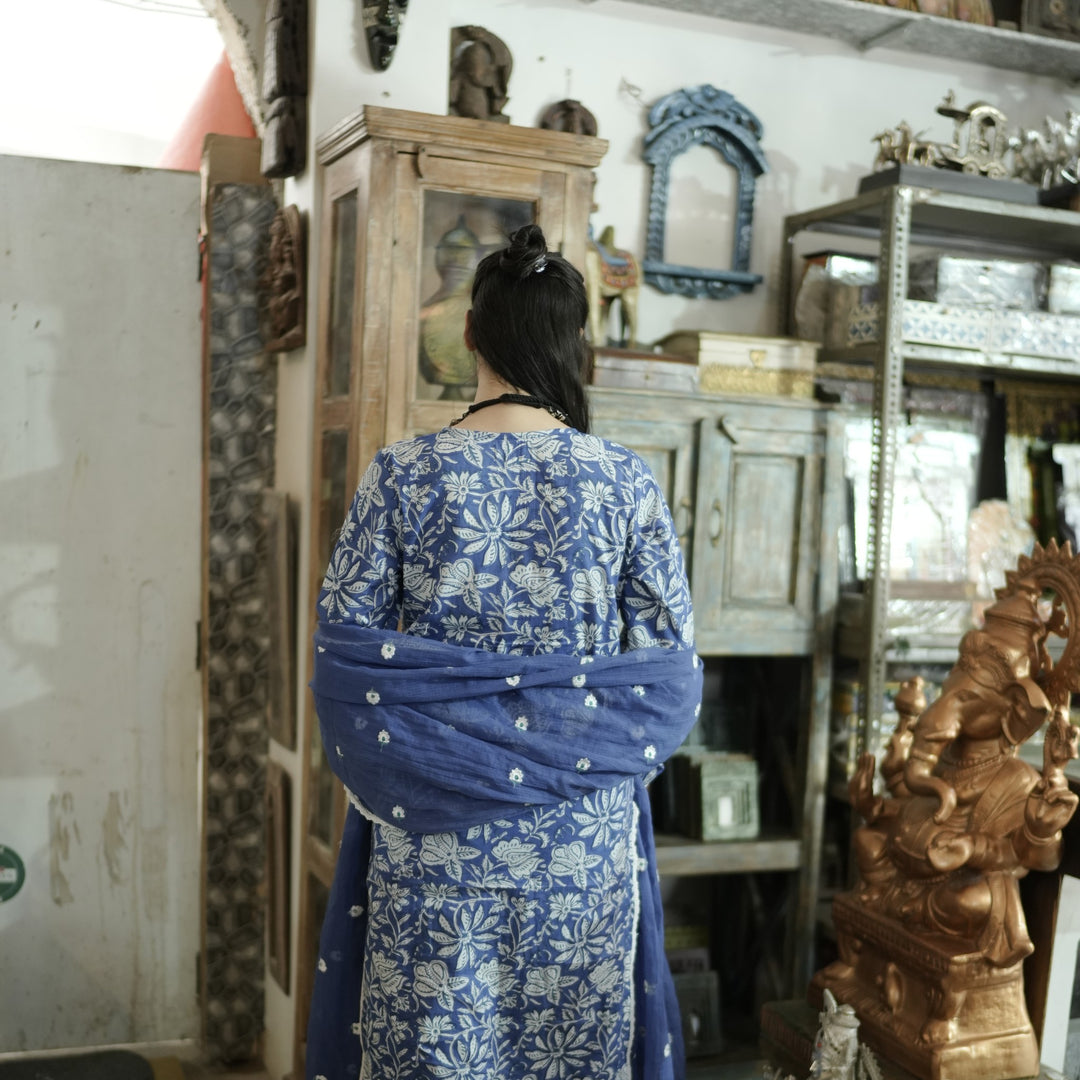 Amil Blue Straight Set