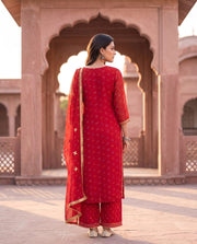 Kachigota Red Gota Embroidered Straight Set 3