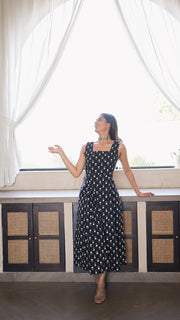 Black Printed Square Neck Sleeveless Maxi Dress 1