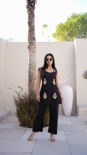 Black Sleeveless Flower Boota Cotton Co-ord Set 3