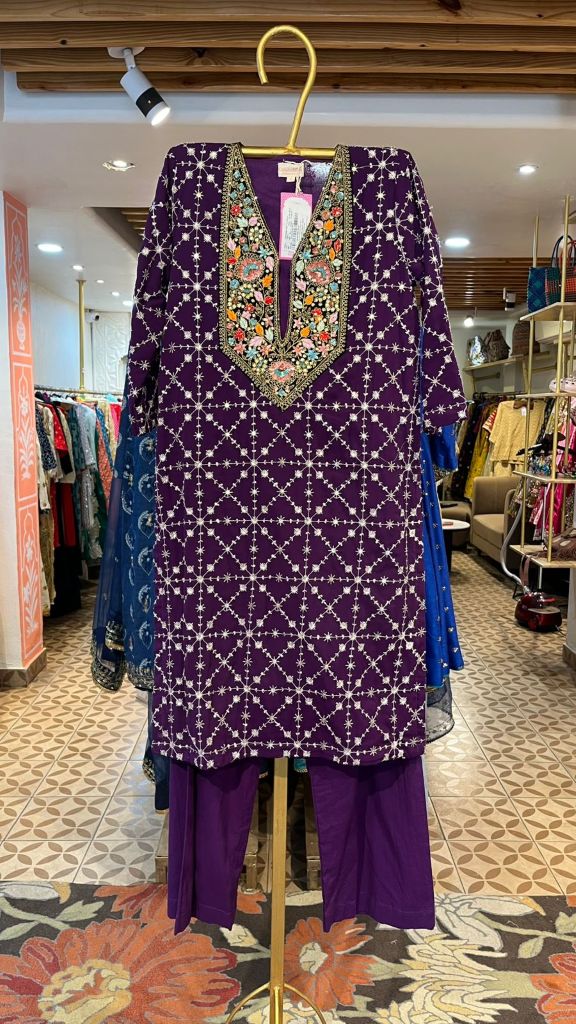 Bahaar Handworked Neckline Co-ord Set