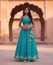 Saloni Rama Green Embroidered Lehenga Set 2