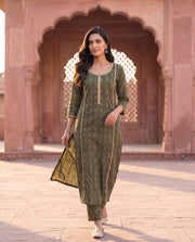Green And Black Printed Straight Kurta Set 1