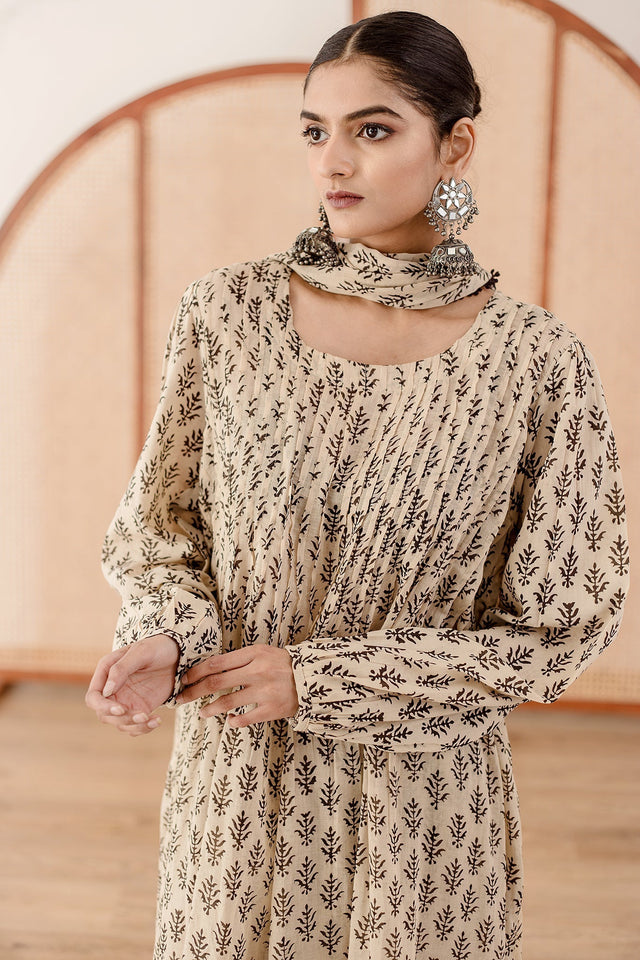 Abaya White Kurta Set