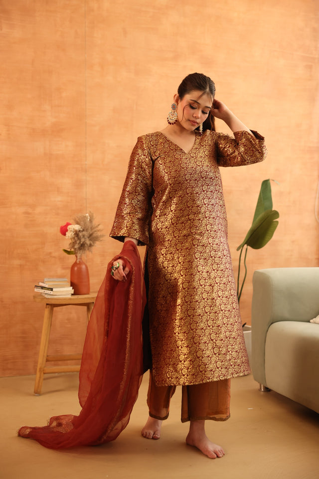 Abeer Brown Brocade Kiran Lace Straight Kurta Set With Organza Dupatta - view 2