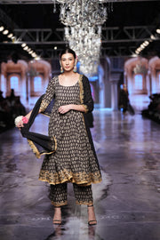 Dua Black Anarkali Set 4