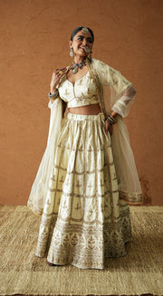 Mashoor Ivory Lehenga Set 2