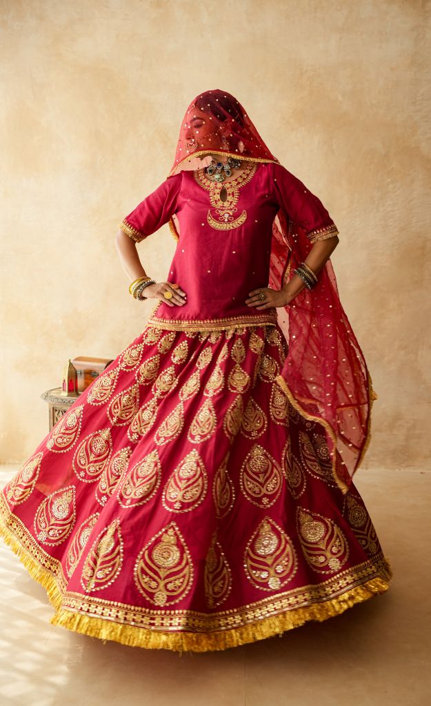 Naayab Red Lehenga