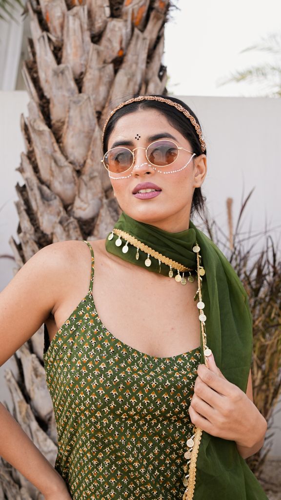 Gulrukh Green Butti Staright Set