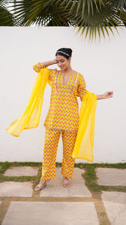 Mahin Yellow Straight Set 3