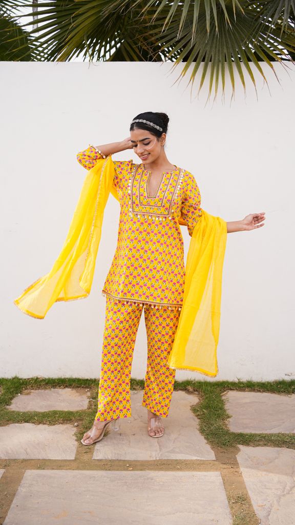 Mahin Yellow Straight Set Gulabo Jaipur