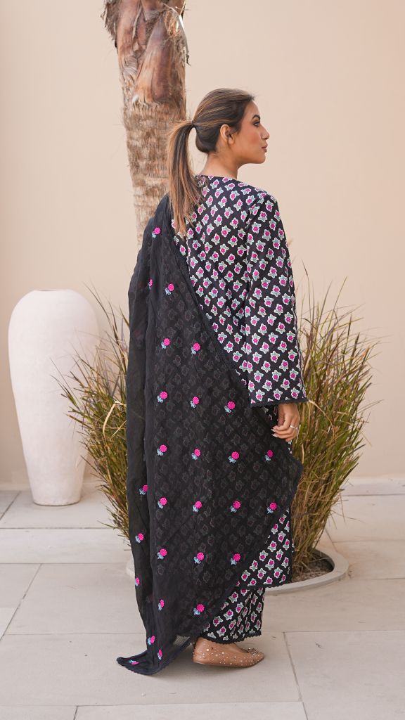 Afsana Black  Straight Set Gulabo Jaipur