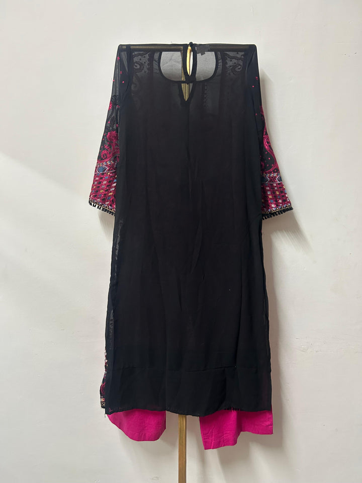 RUHAAN BLACK STRAIGHT SET Gulabo Jaipur