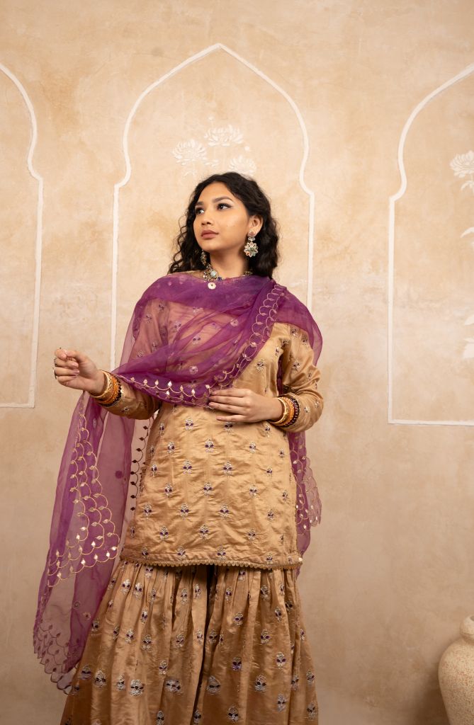 Gifa Golden Sharara Set