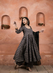 Hania Black Butti Anarkali Set 1