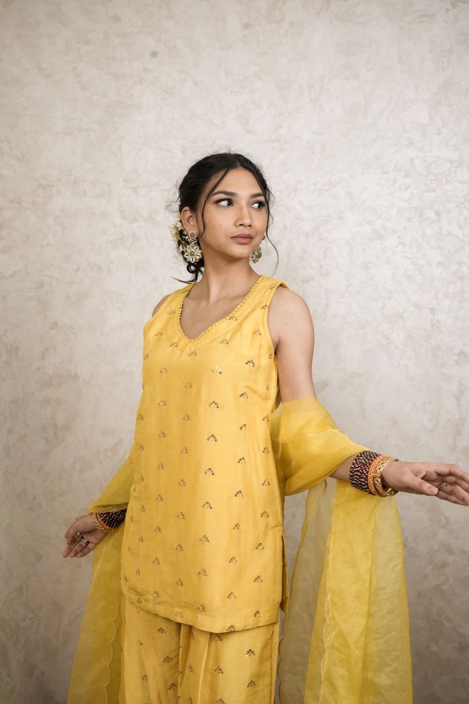 Noya Yellow Straight Set