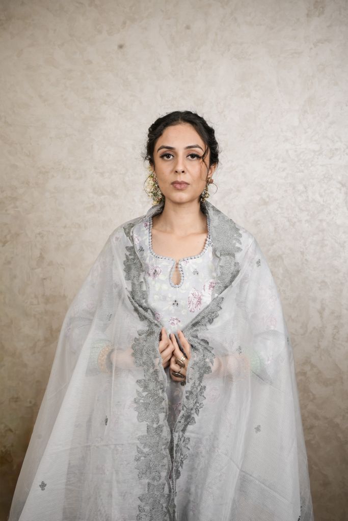 Hania Grey Straight Set