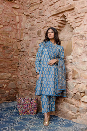 Kayal Blue Kurta Set With Voil Dupatta 1