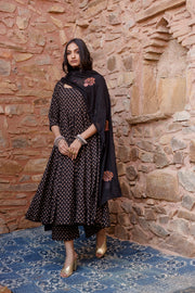 Padma Black Anarkali Set 6