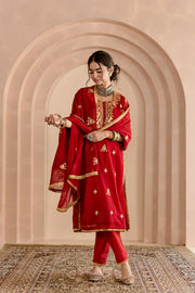 Georgette Straight Gotta Patti Detailing With Dupatta Shama Maroon Kurta Set 1
