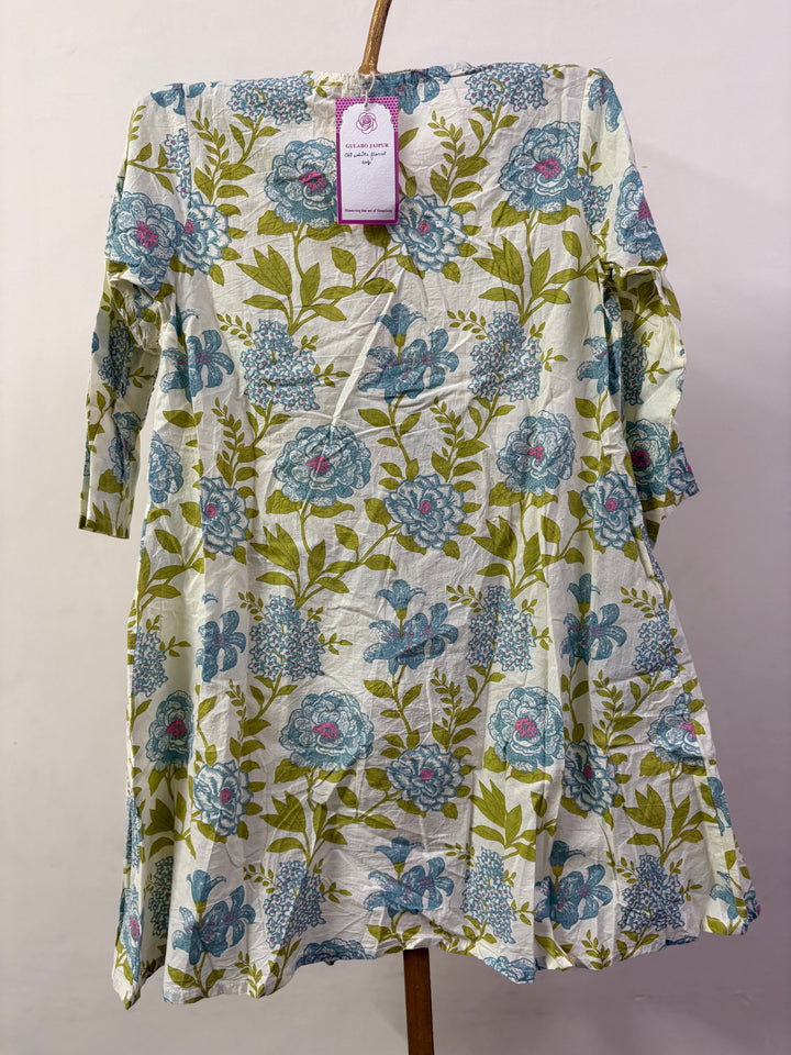 OFF WHITE FLORAL TOP