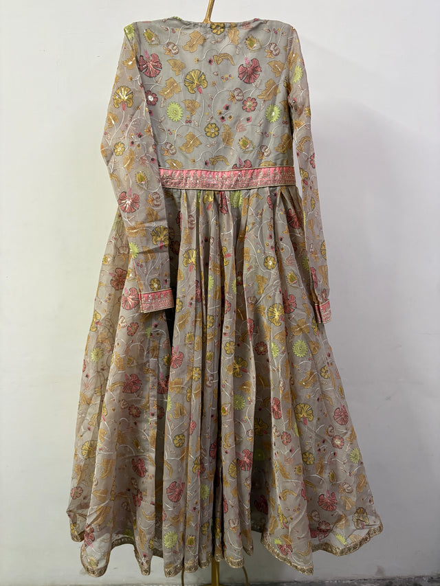 ORGANZA GREY JAAL GOWN