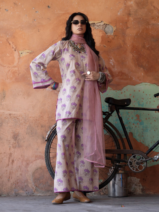 ICCHA PEACH STRAIGHT SET