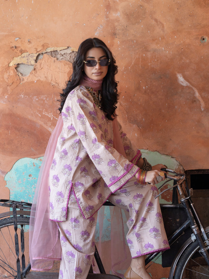 REESHA PEACH STRAIGHT SET Gulabo Jaipur