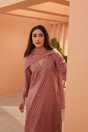 Alia Peach  Straight Set 4