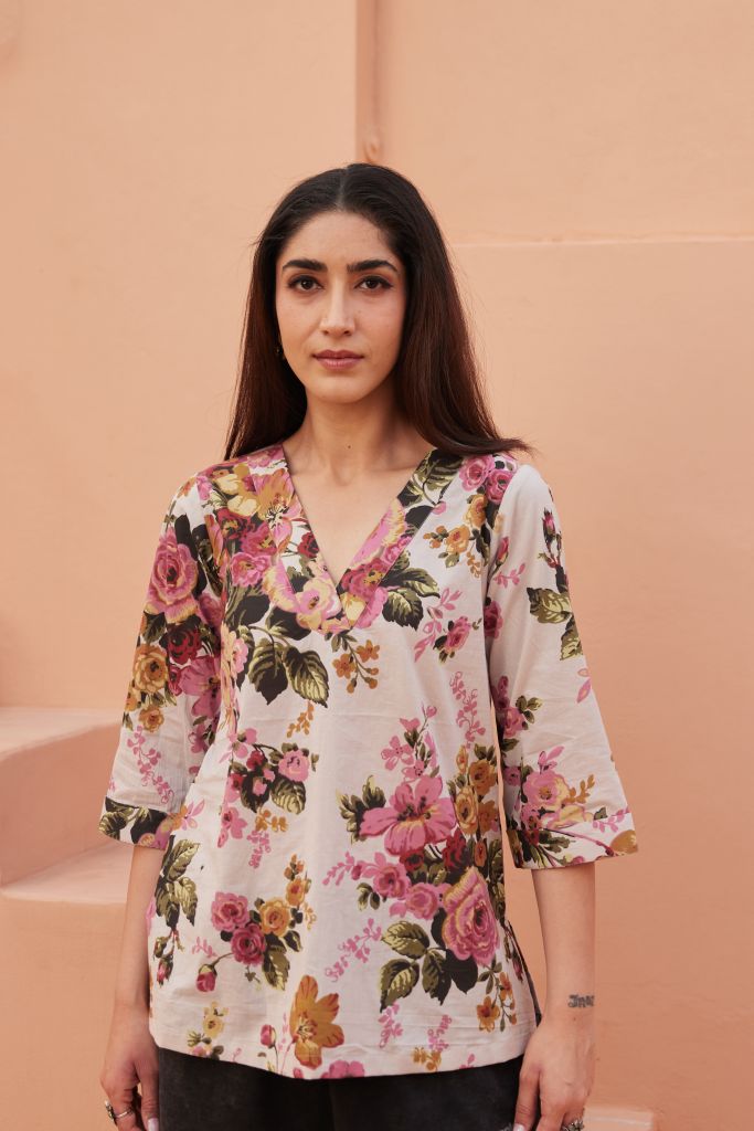 Fida Cream  Top