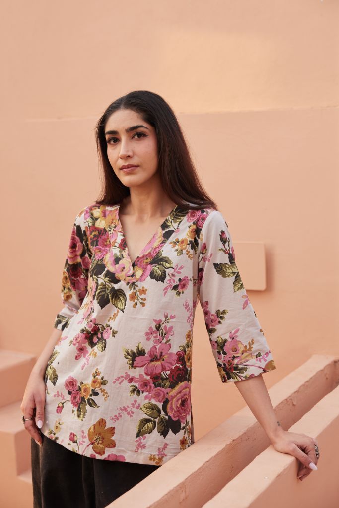 Fida Cream  Top
