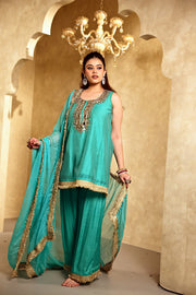 Mikka Green Sleeveless Chanderi Mirror Work Kurta Set With Chiffon Dupatta - view 4