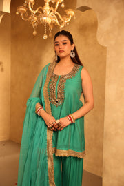 Mikka Green Sleeveless Chanderi Mirror Work Kurta Set With Chiffon Dupatta - view 3
