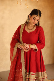 Raza Red Raw Silk Gota Lace Anarkali Set With Organza Dupatta - view 3