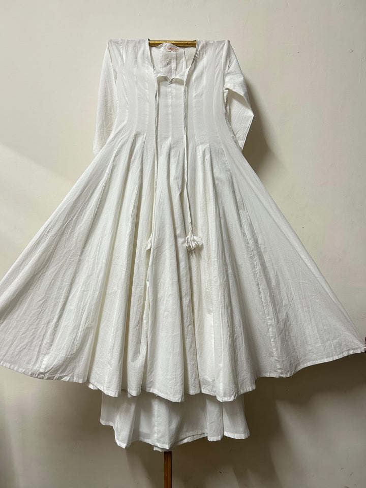 ROHA WHITE ANARKALI SET