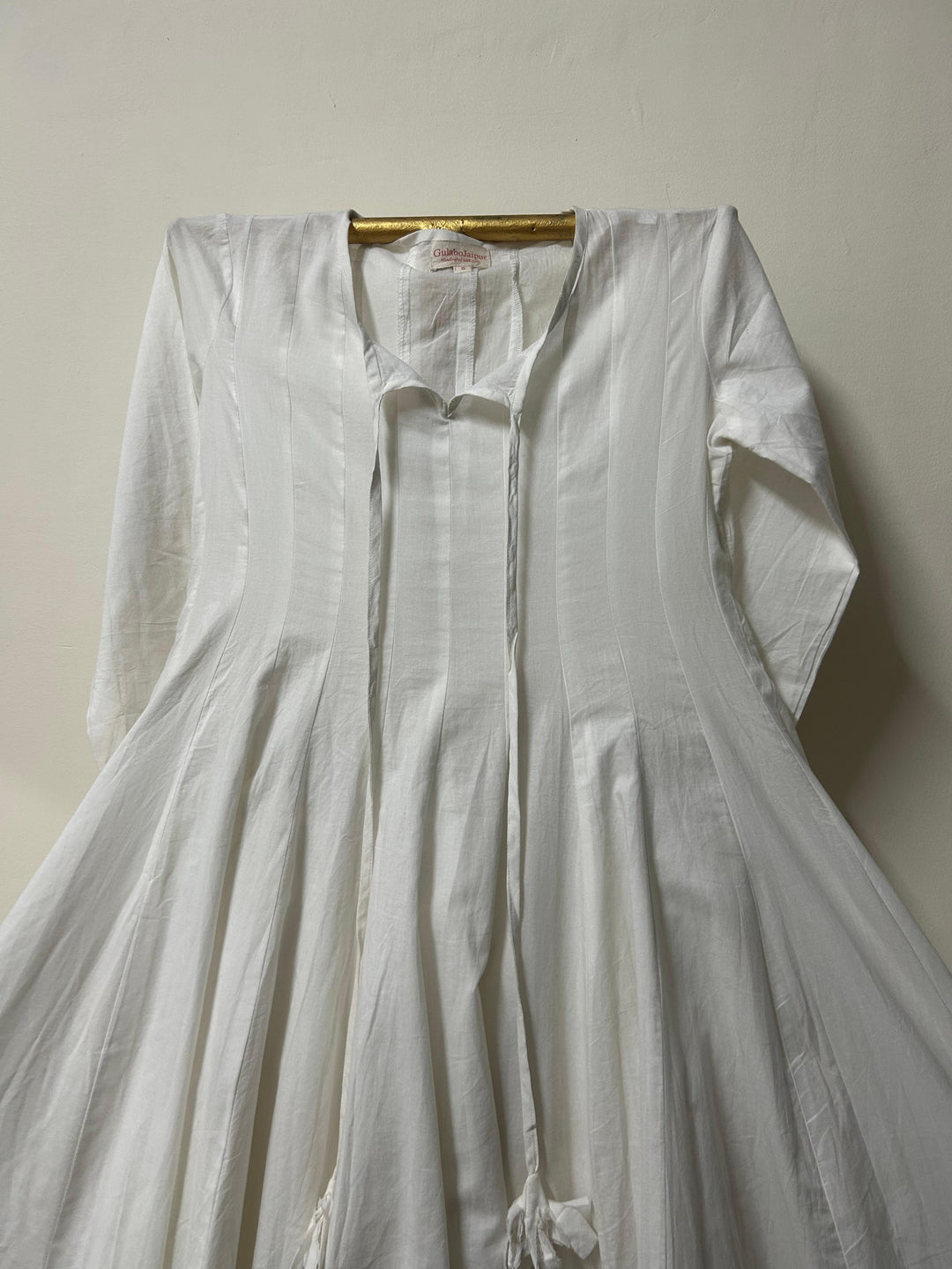 ROHA WHITE ANARKALI SET