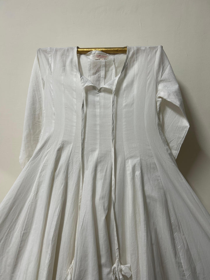 ROHA WHITE ANARKALI SET