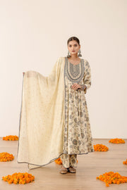 Sonam Purple Floral Anarkali Set Sequins And Resham Neckline With Doriya Dupatta 3